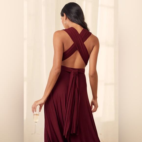 LULU’S Convertible Tricks of the Trade Burgundy Maxi Dress Size M NWT - Picture 5 of 13